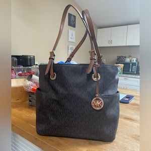 Michael Kors Leather Bag